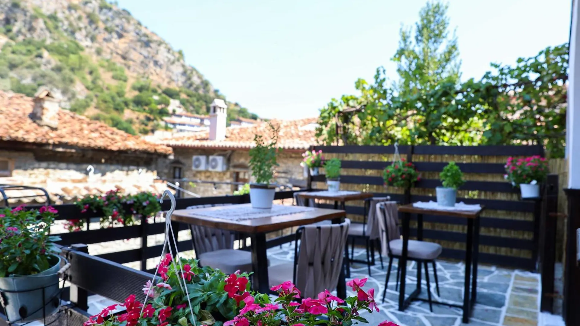Ador Boutique Hotel Berat