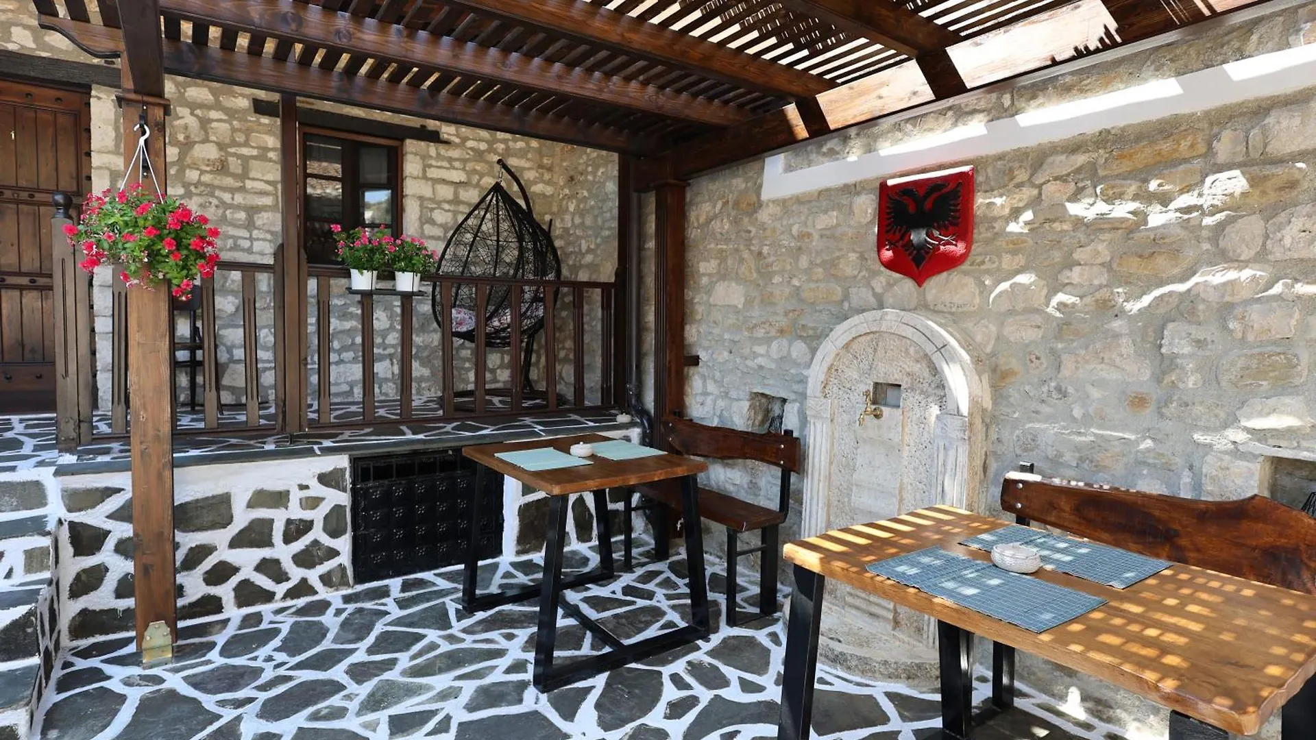 Ador Boutique Hotel Berat