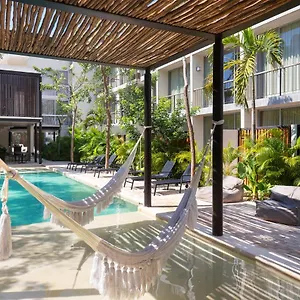 Stylish For 4 Rooftop & Pool Access , Tulum Mexique