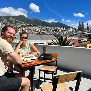 Community , Quito Équateur