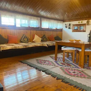 Fireplace 8 Berat