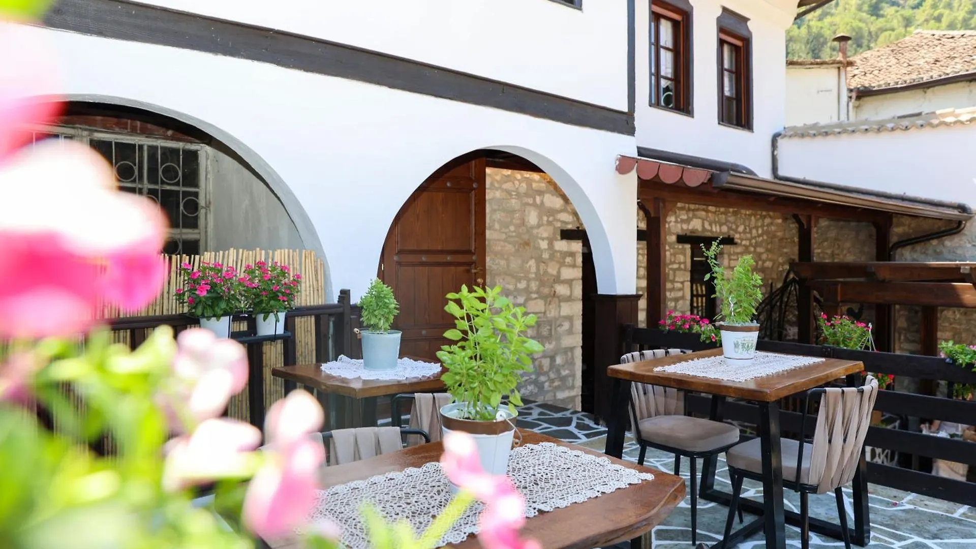 Ador Boutique Hotel Berat 0*,  Albanien