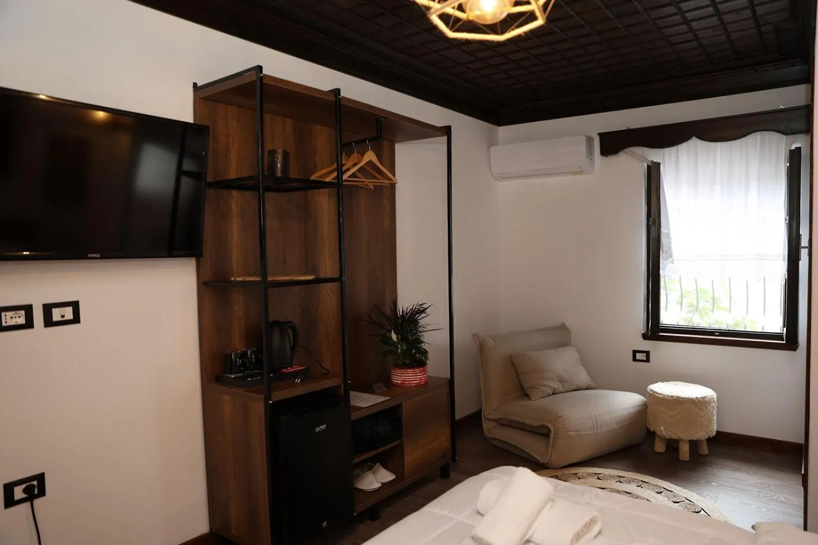 Ador Boutique Hotel Berat