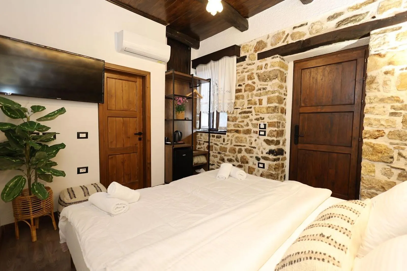 Ador Boutique Hotel Berat Albanien